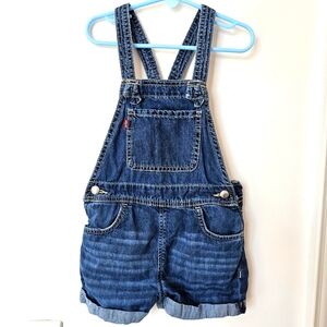 Levi's girls overall demin short, Size 6